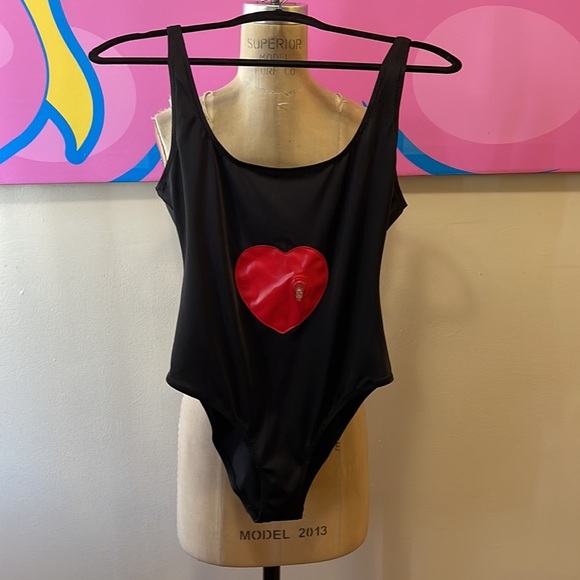 MMoschino Mare Black One Piece Red Inflatable Heart Swimsuit - Picture 2 of 11
